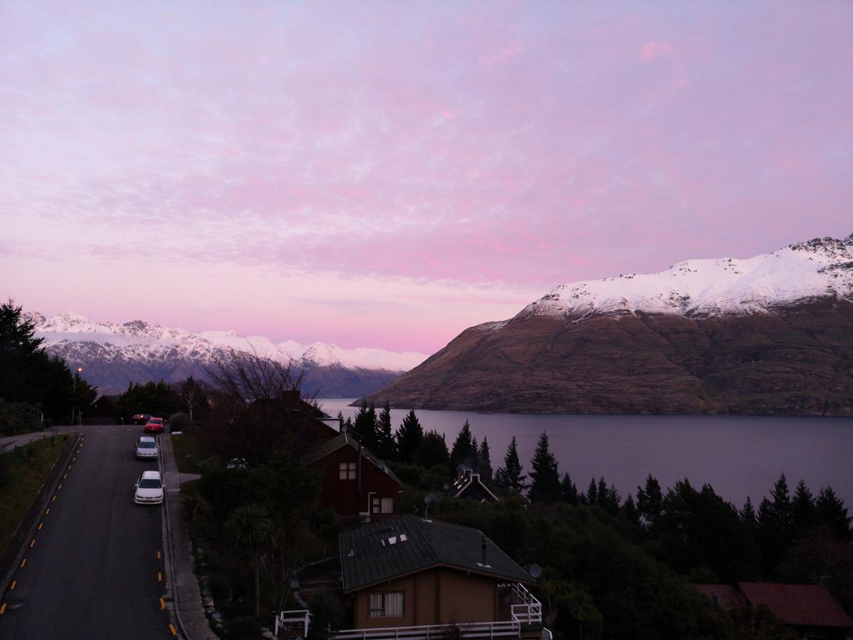 Lakeview Home-5mins To Town Holiday home *