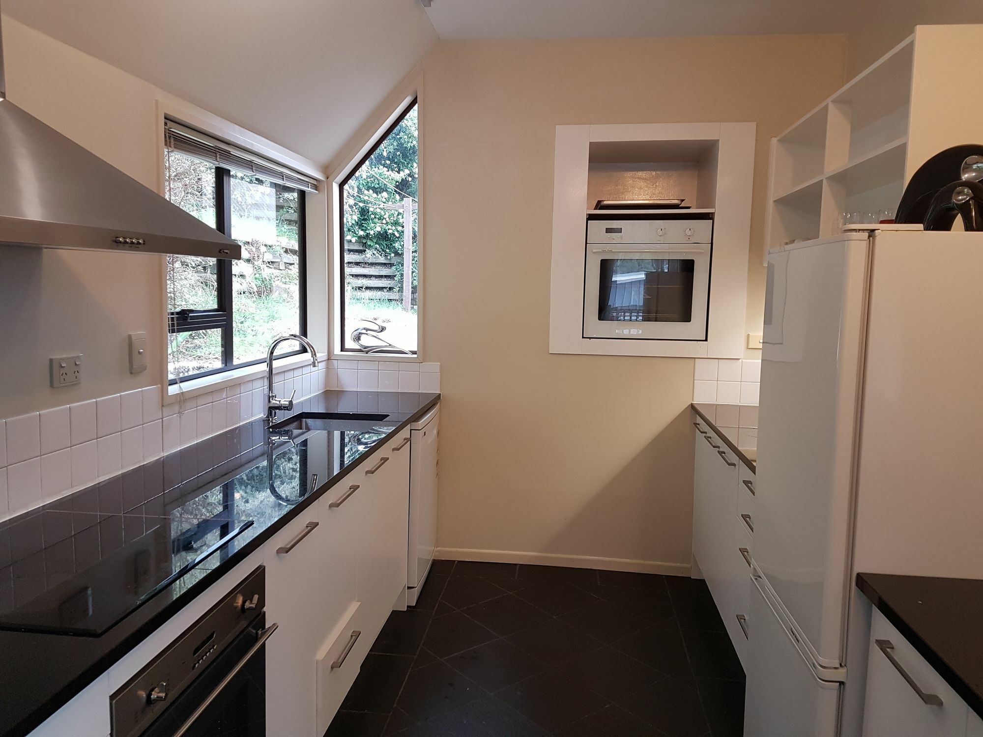 Holiday home Lakeview Home-5mins To Town
